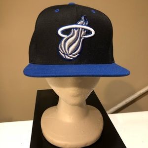 Mitchell & Ness Miami Heat SnapBack hat